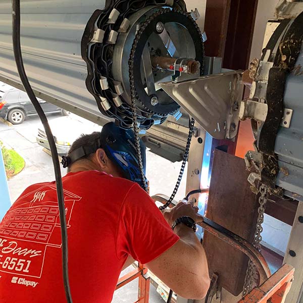 Commercial Garage Door Repair Services in Seminole County