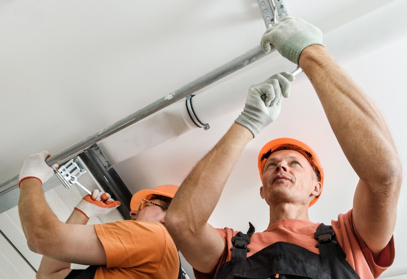Commercial Overhead Door Repair in Seminole County